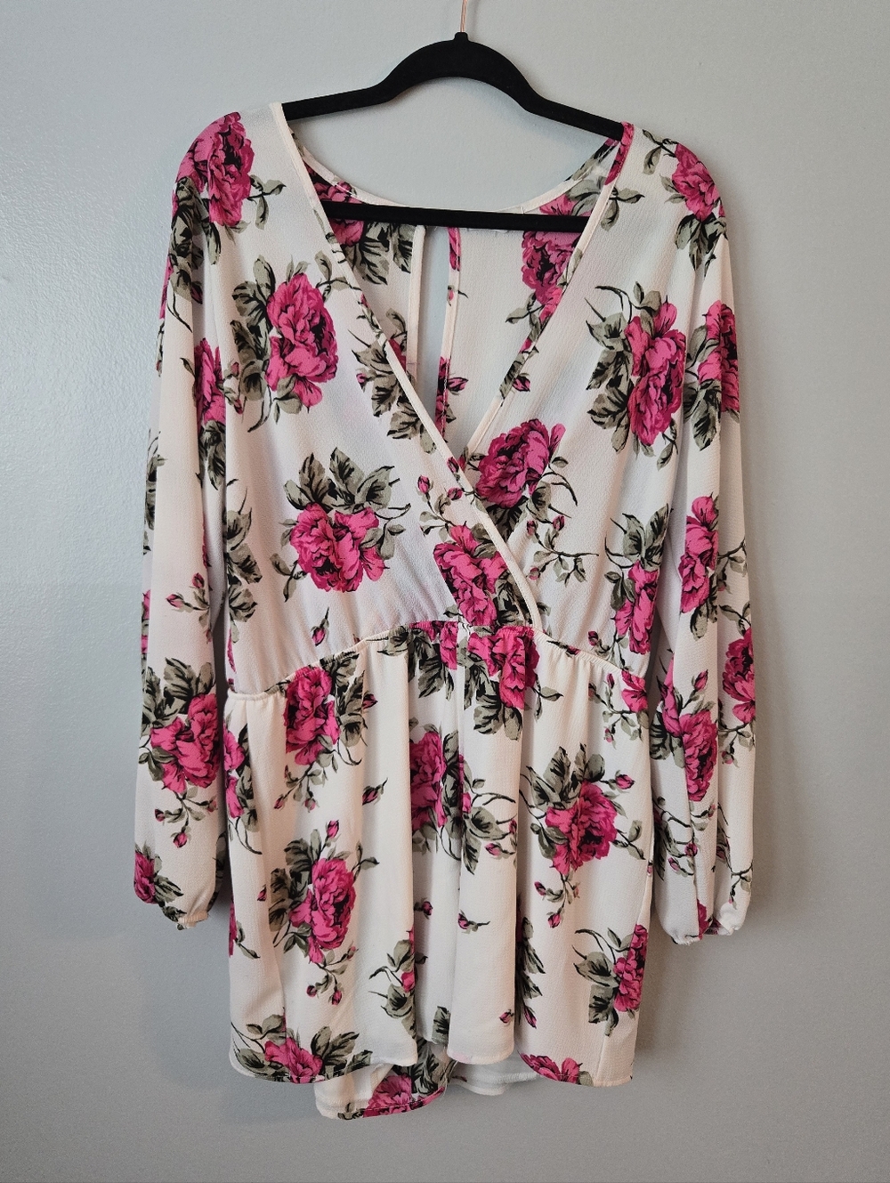 Charlotte Russe Floral Romper Pink Rose Long Sleeve Surplice V-Neck Keyhole XL